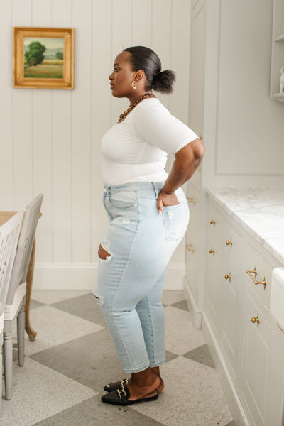 Super Light Destroyed Boyfriend Jeans - Ruby Rebellion