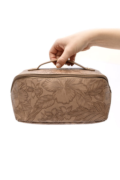 Life In Luxury Large Capacity Cosmetic Bag in Cream - Ruby Rebellion
