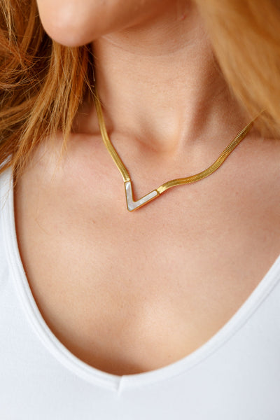 Pearl V Necklace - Ruby Rebellion