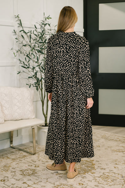 Promotional Proposal Collared Dress in Black and Khaki