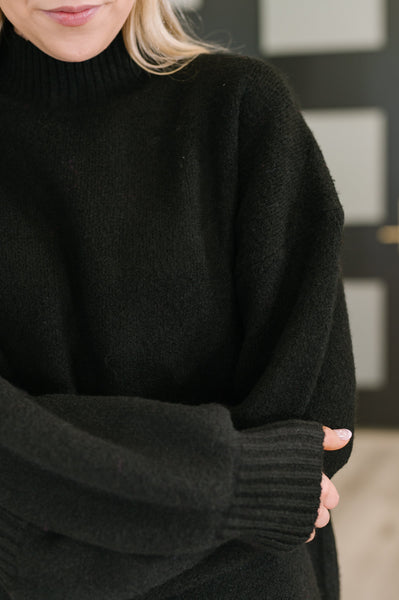Right to the Core High Neck Pullover in Black