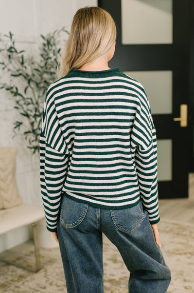 Won't Be Long Collared Sweater Button Down in in Hunter Green