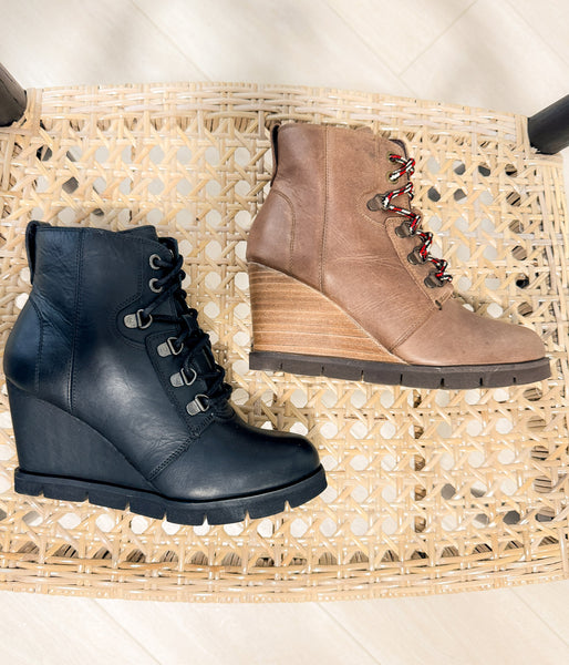Joana Boot in Black