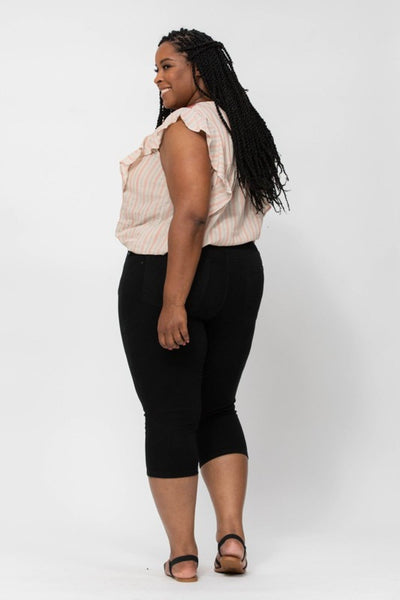 Judy Blue Mid Rise Black Skinny Denim Capri