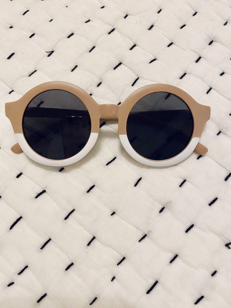Kiss Me Jane Stylin' Kids Sunglasses!