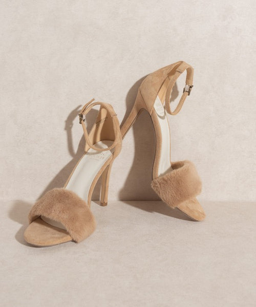 OASIS SOCIETY Hadley   Feather Heels