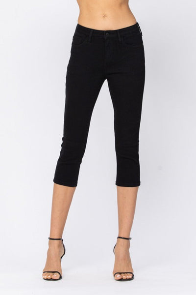 Judy Blue Mid Rise Black Skinny Denim Capri