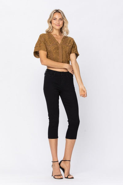 Judy Blue Mid Rise Black Skinny Denim Capri