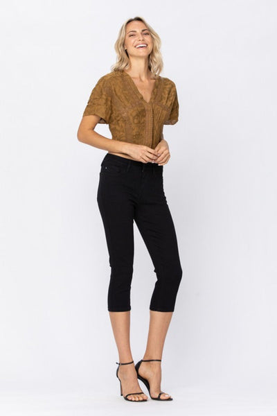 Judy Blue Mid Rise Black Skinny Denim Capri