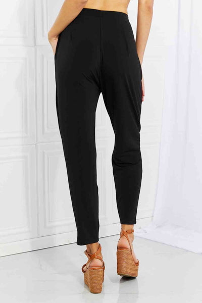 Black Pleated High Waist Pants with Side Pockets