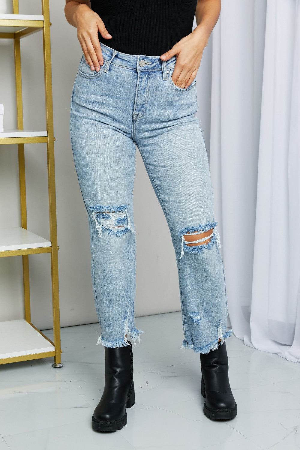 RISEN Distressed Fringe Hem Cropped Jeans