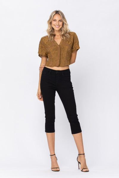 Judy Blue Mid Rise Black Skinny Denim Capri
