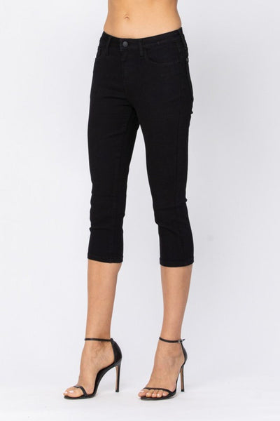Judy Blue Mid Rise Black Skinny Denim Capri