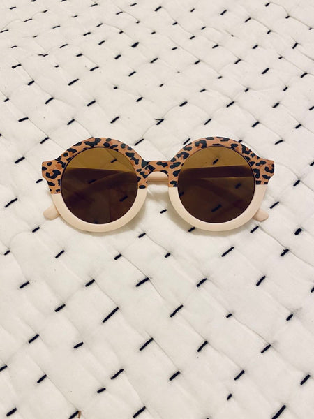 Kiss Me Jane Stylin' Kids Sunglasses!